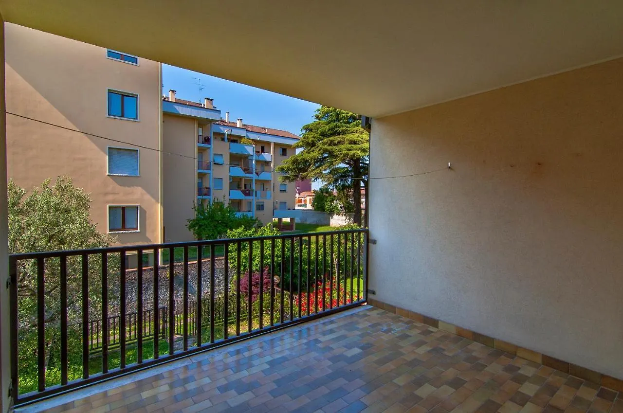 Apartment Verona - Familyoasi Free Parking And Garden Italy