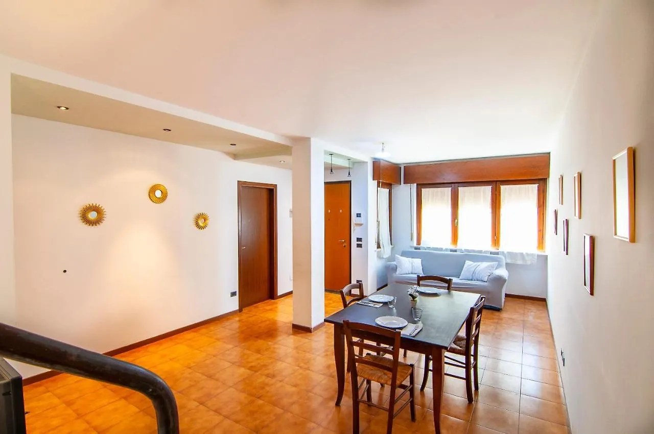 Apartment Verona - Familyoasi Free Parking And Garden Italy